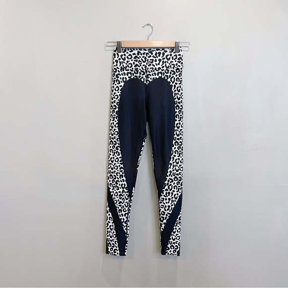 Fierce Pulse Workout Set - Picture 8 of 12